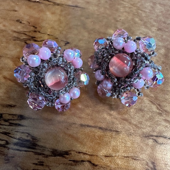 VTG Vendome Pink Beaded Cluster Clip Earrings Pat 280950 AB  Gold Tone 1950s - Picture 8 of 15